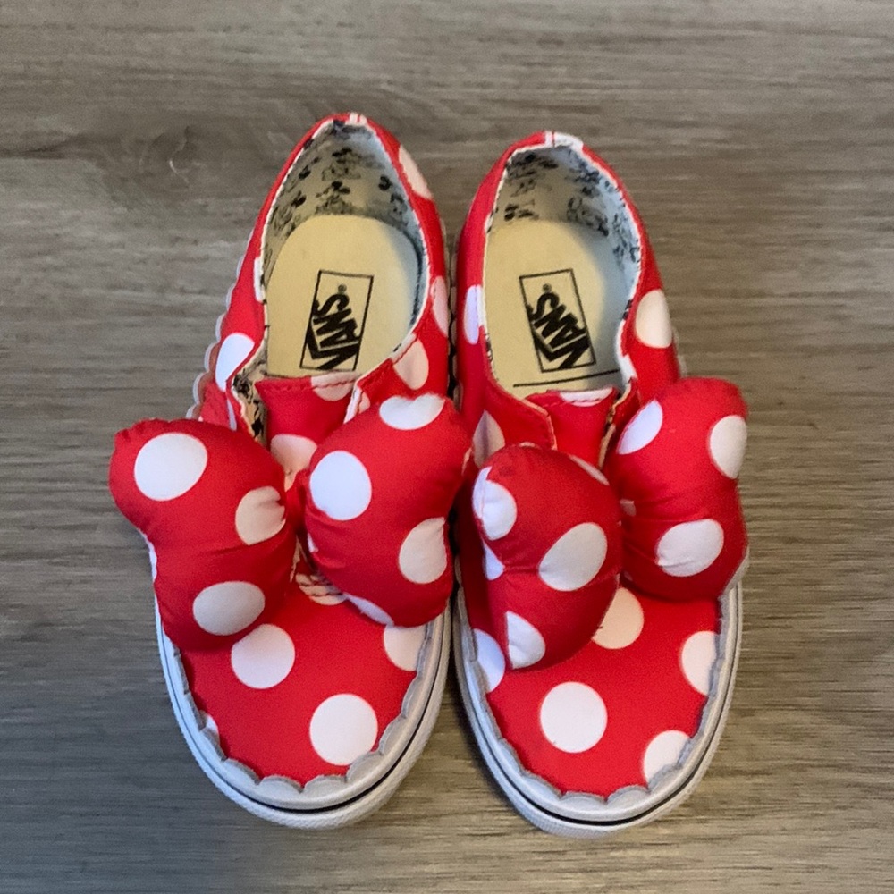 Vans Kids Girls Youth x Disney Authentic Gore Minnie Mouse Bow Slip-On Shoes